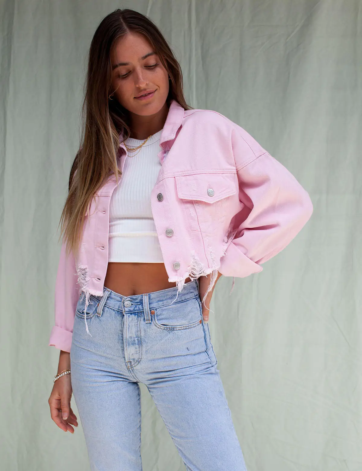 

2021 New Trend Wholesale Women High Street Pink Denim Jacket Long Sleeve Cotton Crop Loose Ripped Jean Jacket