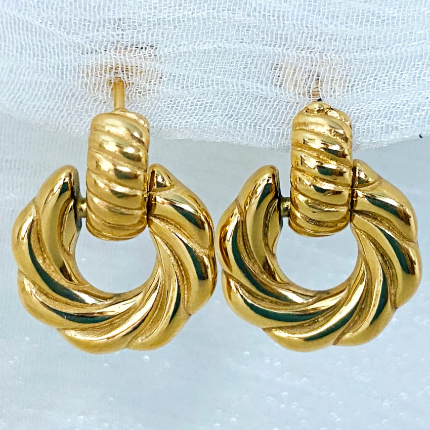 

Minimalist Women Jewelry Small Gold hoop Earrings 18K Gold Plated Stainless Steel Twisted Rope Earrings