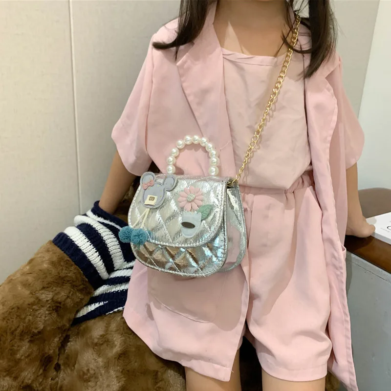 

2021 new luxury purse for kids fashion small girl purses pearl hand girls wallet mini purse