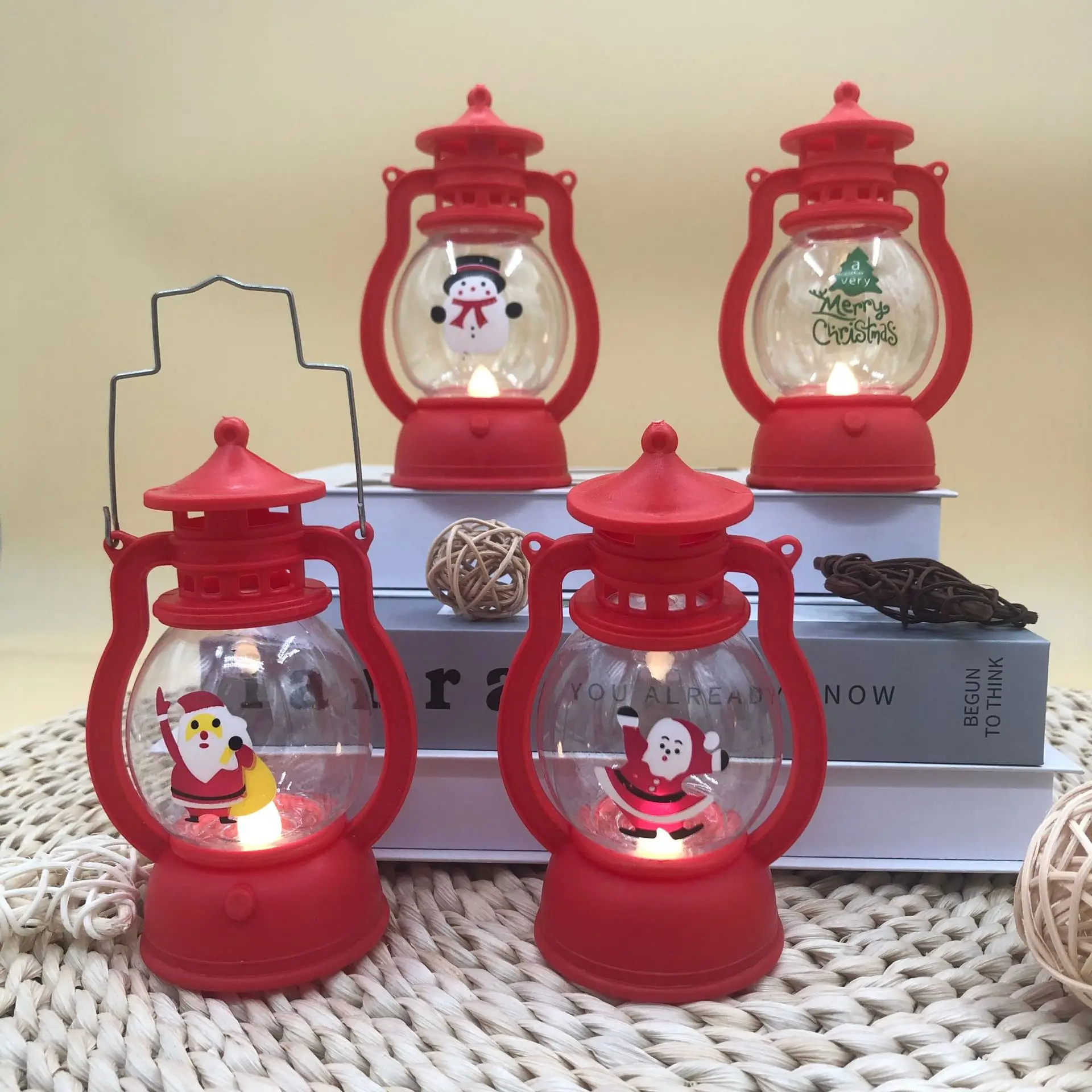 

I363 Christmas Decoration Snowman Lighting Old School Oil Lamp Desktop Ornament Portable Wind Lamp Christmas Gift