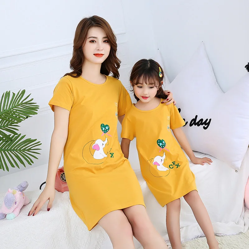 

Nightdress Factory Price Summer Family pajamas Mother And Daughter Matching Sleepwear Dress Cute Cartoon Kids Pajamas., Picture shows