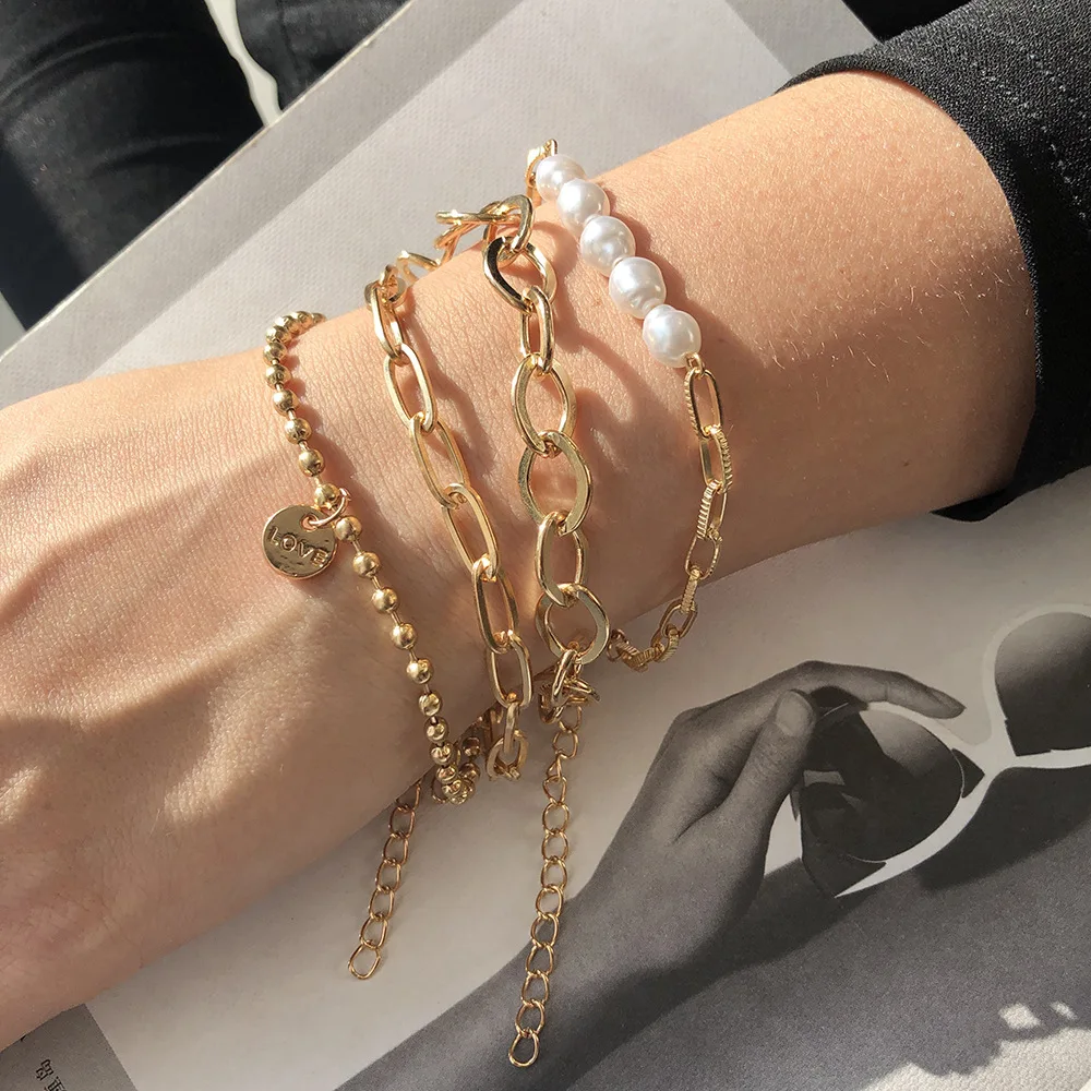 

Y&Y Popular Jewelry Geometric Retro Female Ins Simple Style Personality Exaggerated Pearl Charm Bangles Bracelets, Picture shows