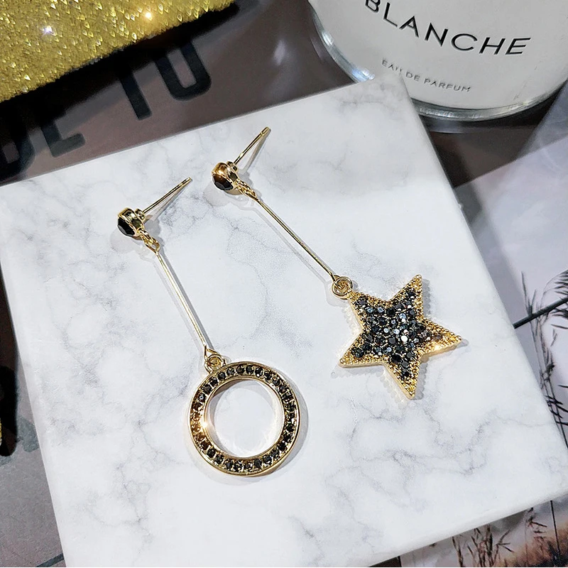 

Hot sale asymmetric long five-pointed star round pendant earrings S925 silver needle personality retro earring jewelry (KER434), Same as the picture