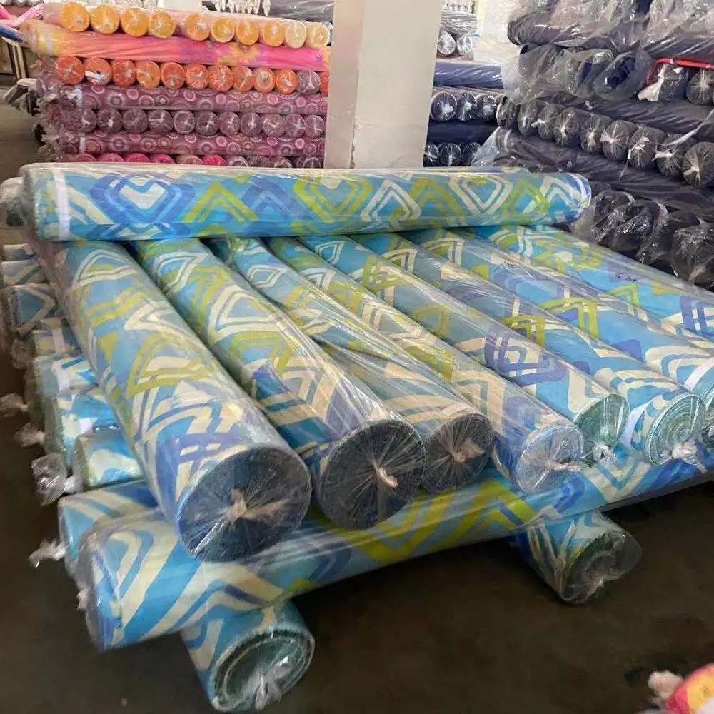 新设计100% 聚酯定制超细纤维织物成卷