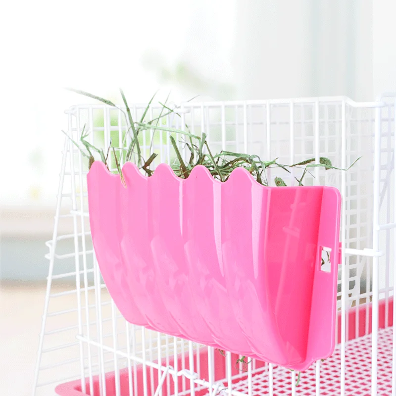 

Wholesaloe small animal rabbit grass frame rabbit feeder