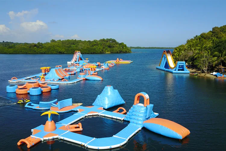 新浮动充气水上公园湖充气水上游戏充气水上公园为海