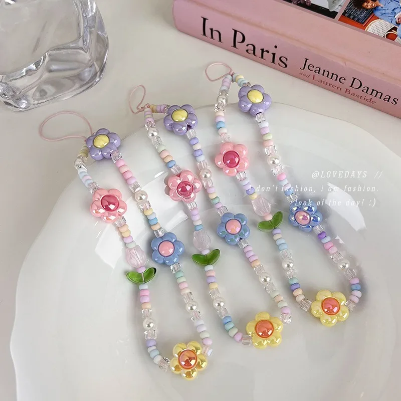 

2023 Fashion INS Wind Phone Chain Network Red Sweet Tulip Flower Beaded Mobile Phone Hanging Rope Female