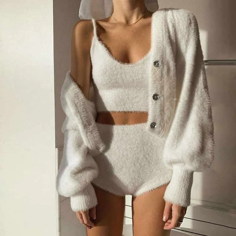 

2020 Winter Women Style Plush White Velvet Casual Sweater Crop Top And Shorts Set 3 Piece Knit Set