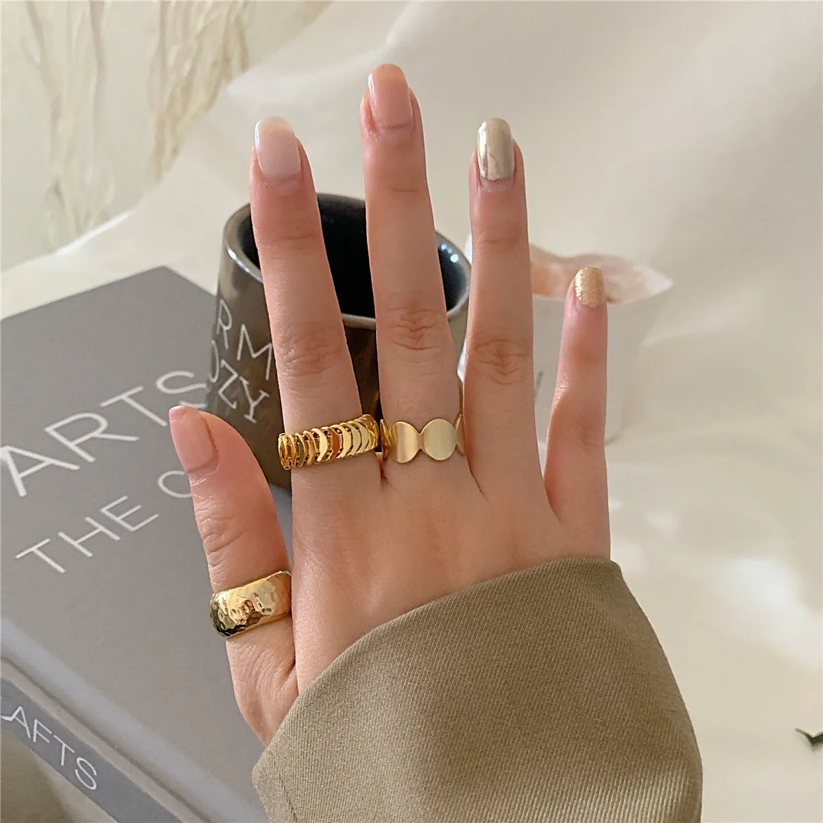 

New Arrival Fashion Chunky Finger Ring Antique Gold Plated Women C Shape Open Cuff Rings Jewelry