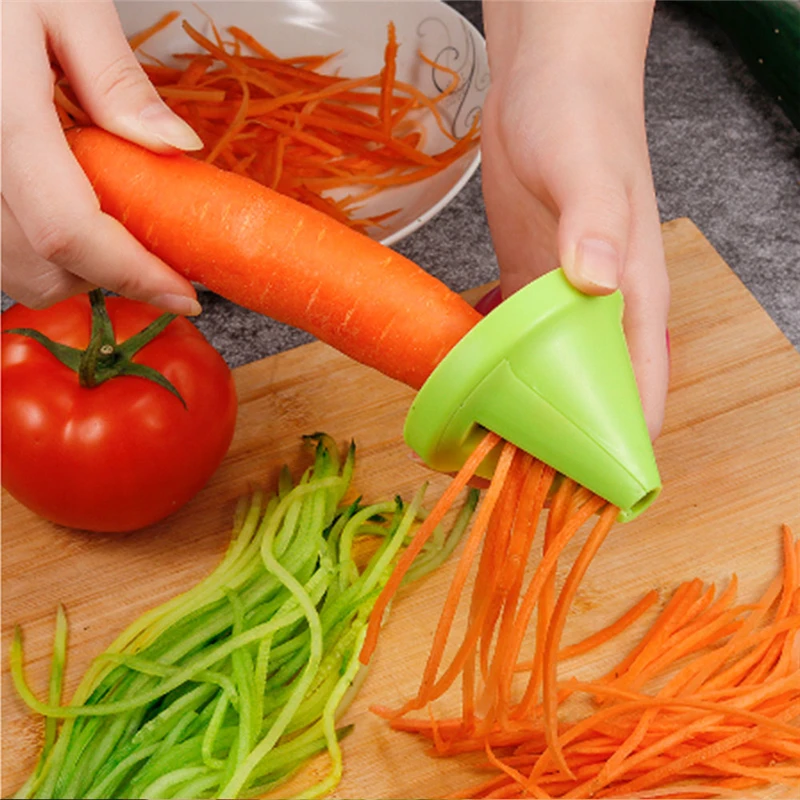 

Kitchen Tools Vegetable Fruit Multi-function Spiral Shredder Peeler Manual Potato Carrot Radish Rotating Shredder Grater, Green and red