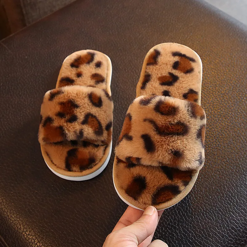 

Winter non-slip soft bottom child slipper shoes leopard fur keep warm open toe kids slippers, Picture