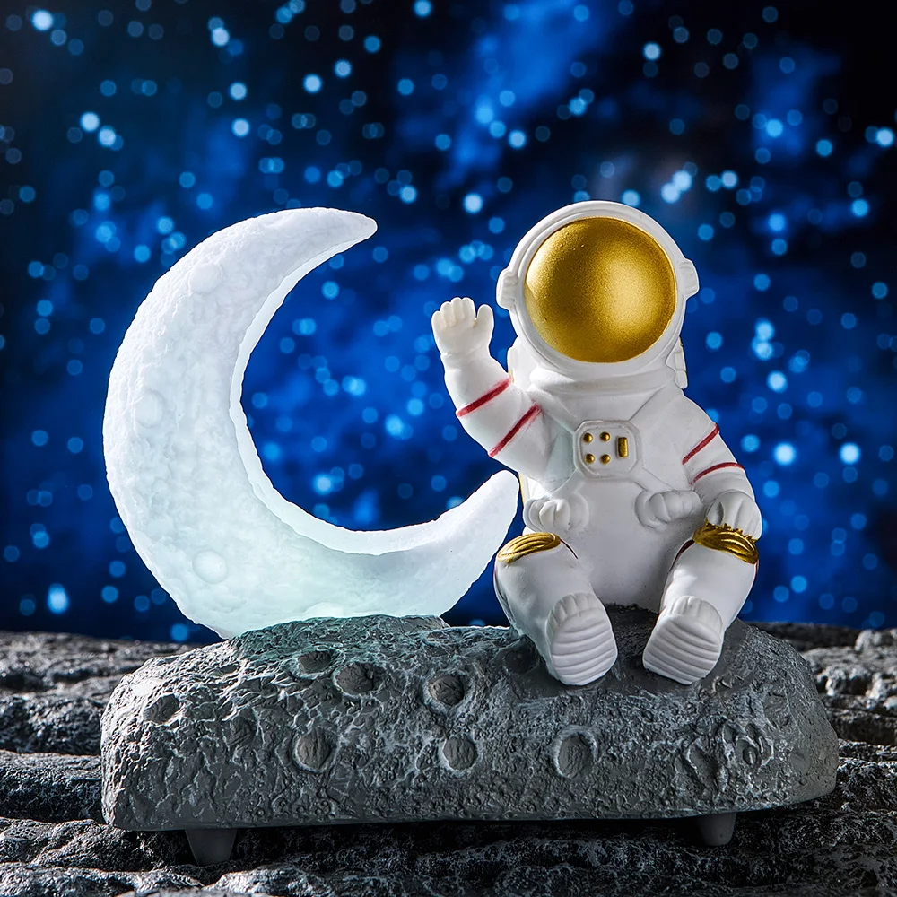 

Creative room home decoration plastic moon night light astronaut speaker