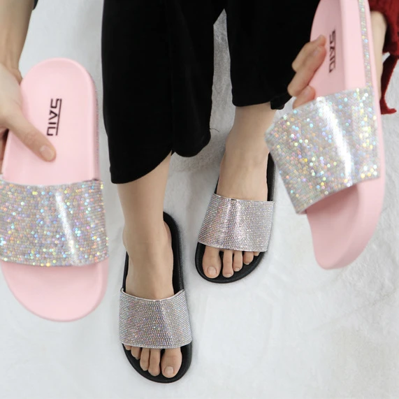 

New fashion women sandals Slide Summer Rhinestone Color slippers Flat Women sandals