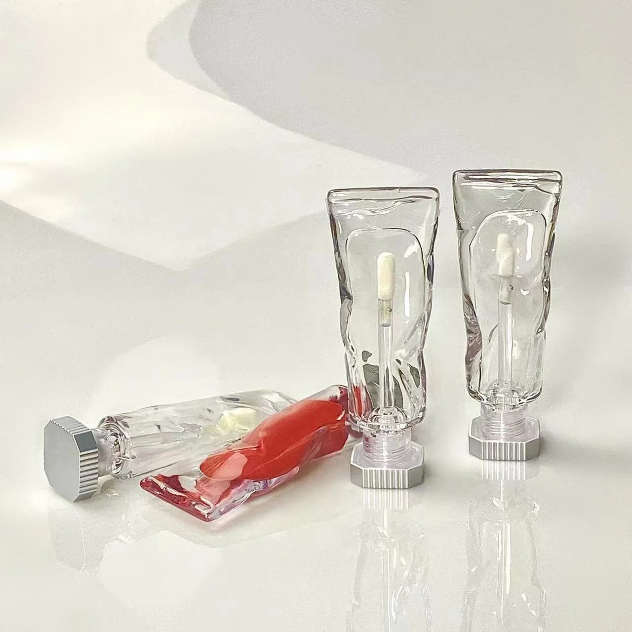 

Unique Empty Toothpaste Shape Lip Gloss Tube Wholesale Clear Lipgloss Tube With Wand For Cosmetic Packing