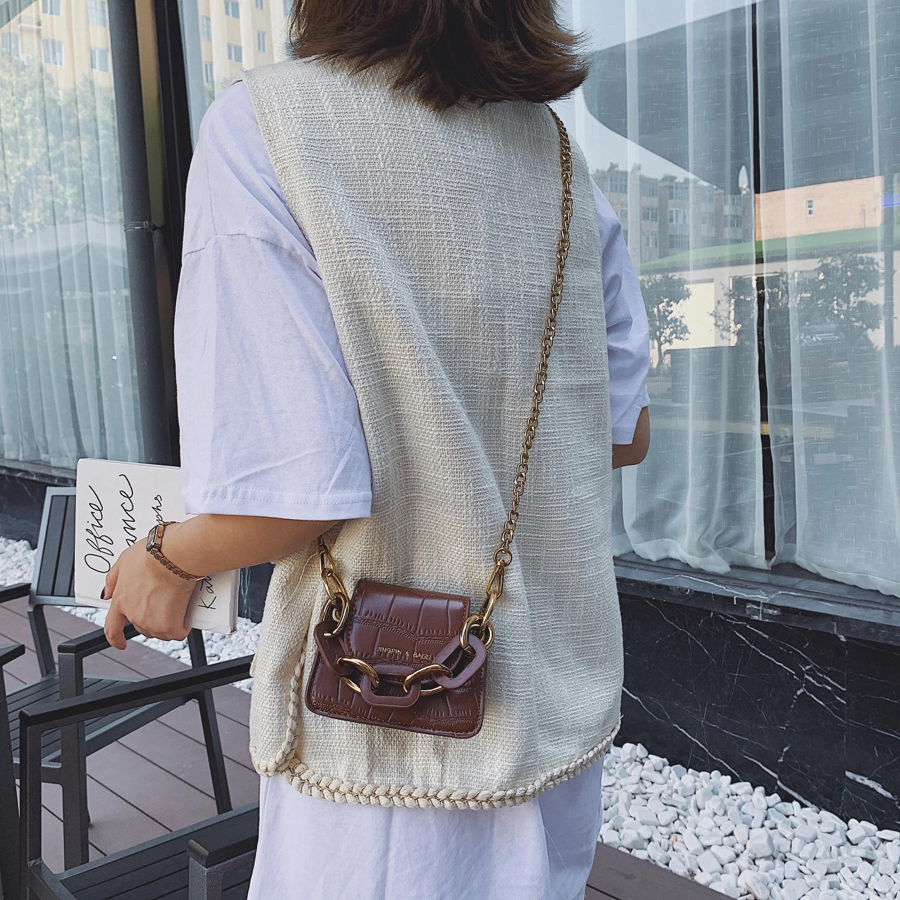 

2020 Fashion Stone Pattern PU Leather Crossbody Bags Small Thick Chain Design Shoulder Mini Handbag Women