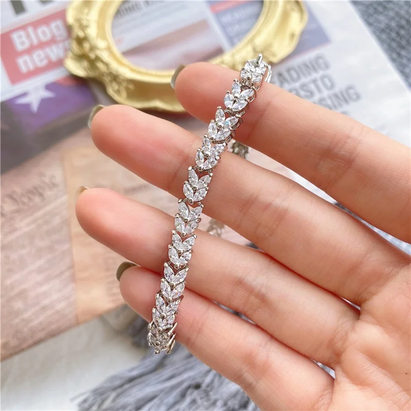 

2022 fashion jewelry leaf shape white gold plated women cubic zirconia diamond tennis bracelet