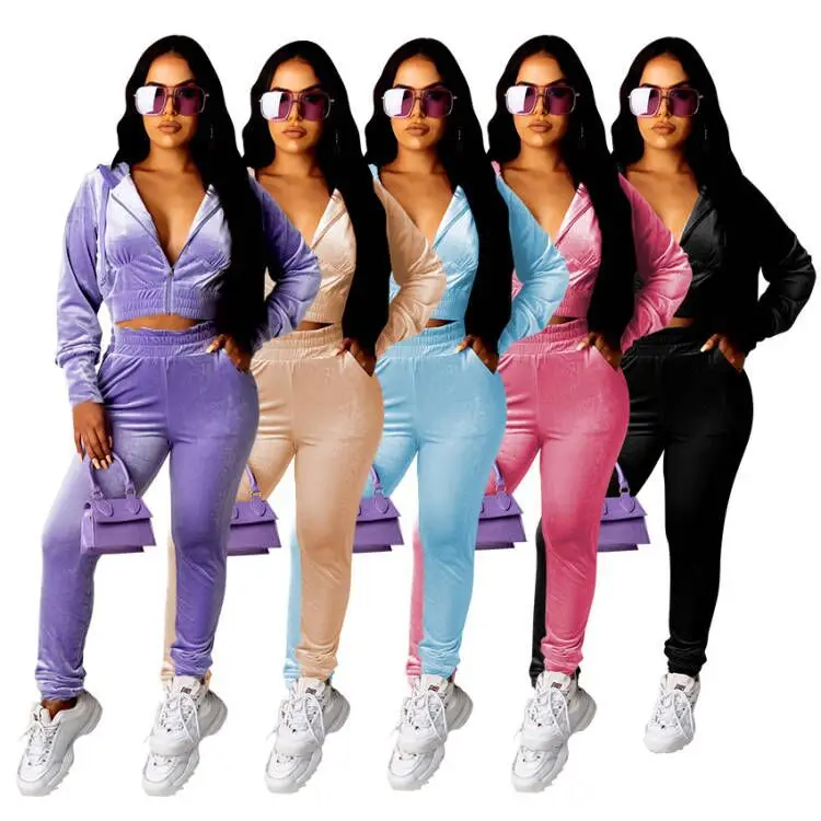 

Custom Solid Colors Velvet 2 Piece Set Women Clothing Velour Tracksuit Hood Crop Top Sweatsuit Velvet Two Piece Set