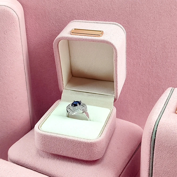 

New Velvet jewelry Box packaging luxury unique ring box