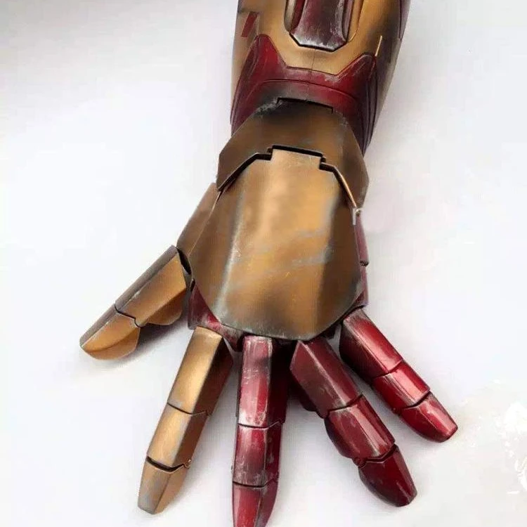 

CATTOYS IronMan MK42 1/1 LED ARM Gauntlet Armor Hand Damaged Realistic Paint