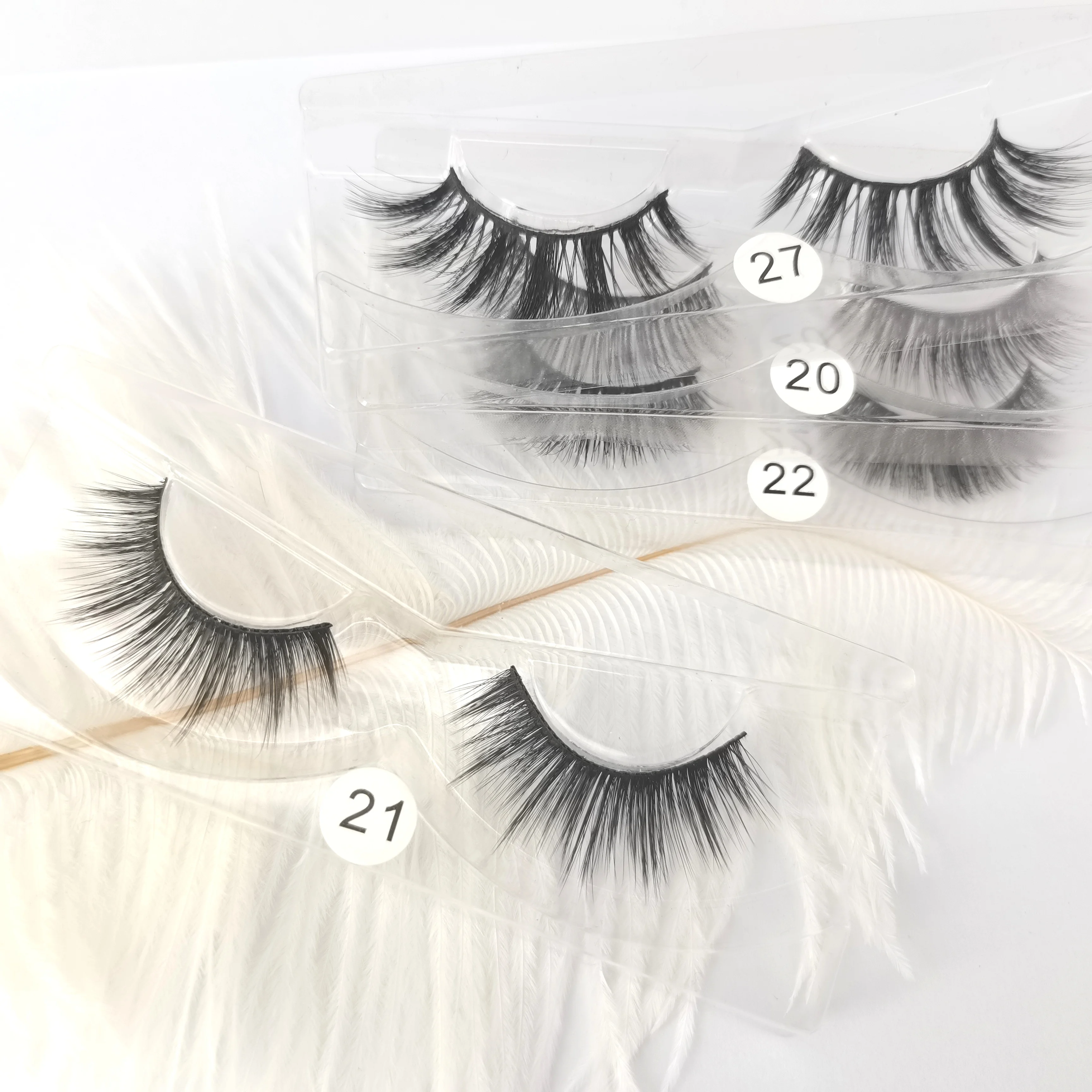 

Whosale 100% Hand Made 3D Vegan Natural Wispy Faux Mink Eyelashes With Eyelash Box Cheap Faux Lashes Extensions