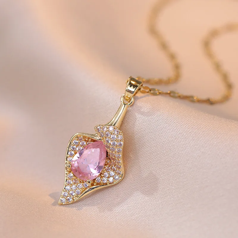 

2023 Colorful Crystal Flower Gold Plated Titanium Steel Necklace Jewelry For Women