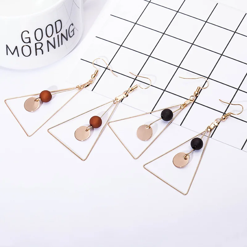 

Fashion Punk Gold Plated Triangle Pendant Earrings Hollow Geometric Triangle Wood Bead Wooden Drop Earring