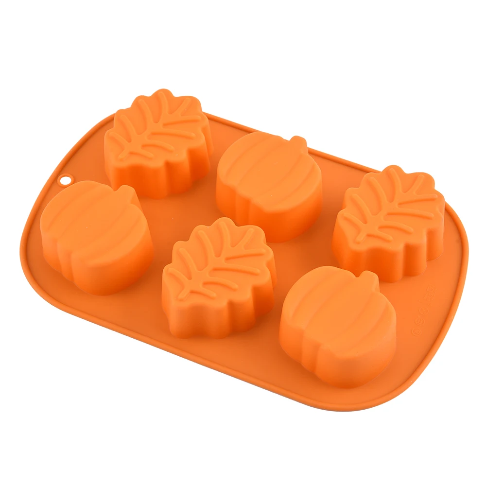 
2pcs harvest baking set,silicone mould with spatula 