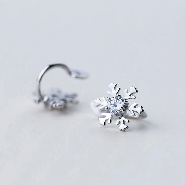 925 Sterling Silver Diamond Snowflake Earrings Simple Earrings Female Temperament Fashion People Joker Earrings