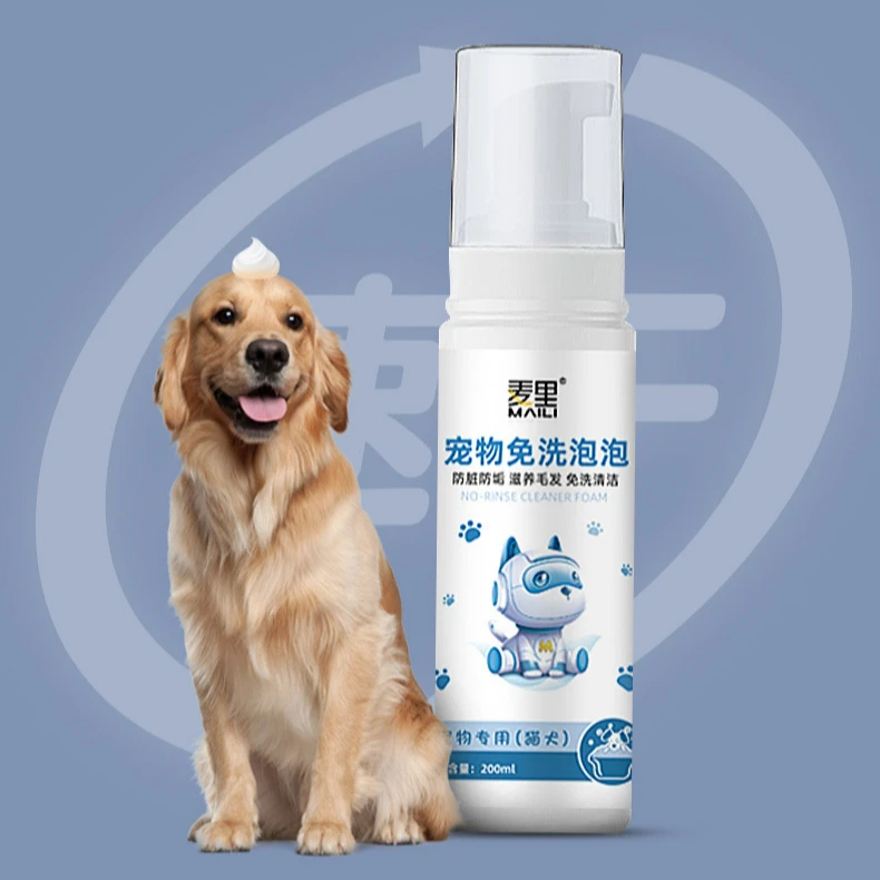 

Disposable foam shampoo for cats and dogs through deodorant and insect repellent