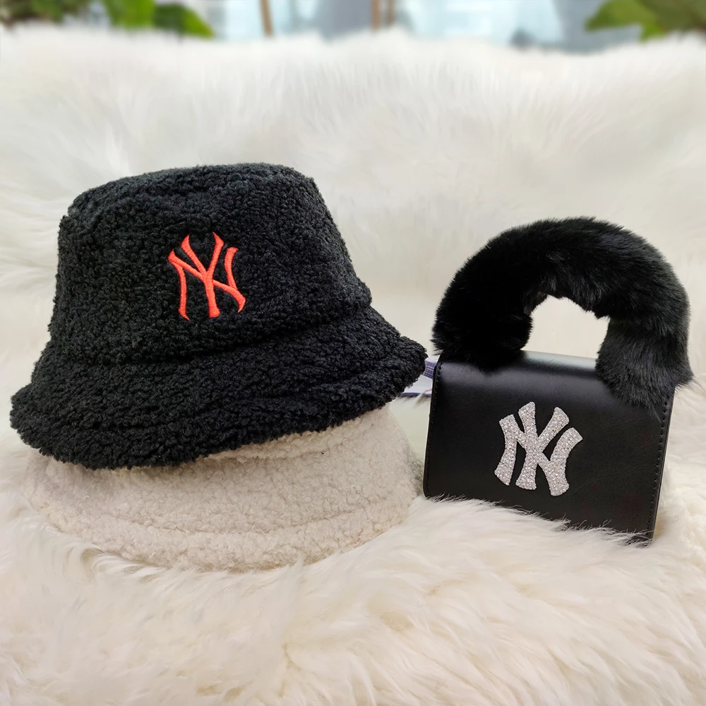 Wholesale Crossbody Women Bling Ny Bags With Fur Handle Fashion