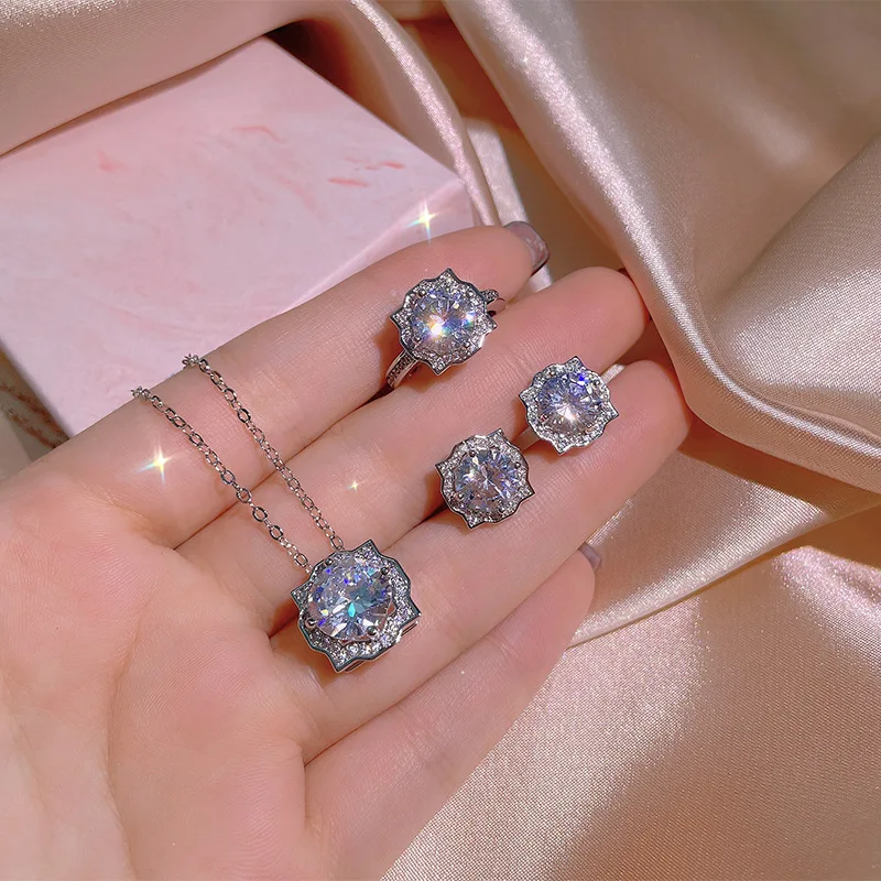 

Ladies Fashion Jewelry Three-piece Aaa Zircon Geometry Jewelry Exquisite Earrings Necklace Ring Adjustable Jewelry