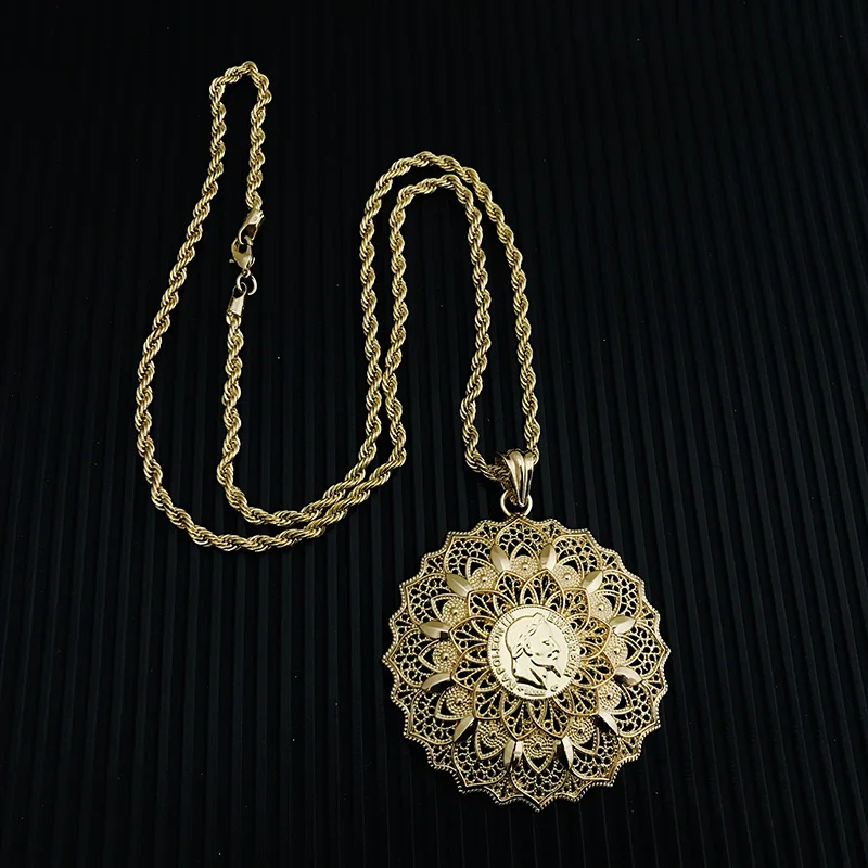 Algeria Hollow Out Golden Necklace And 