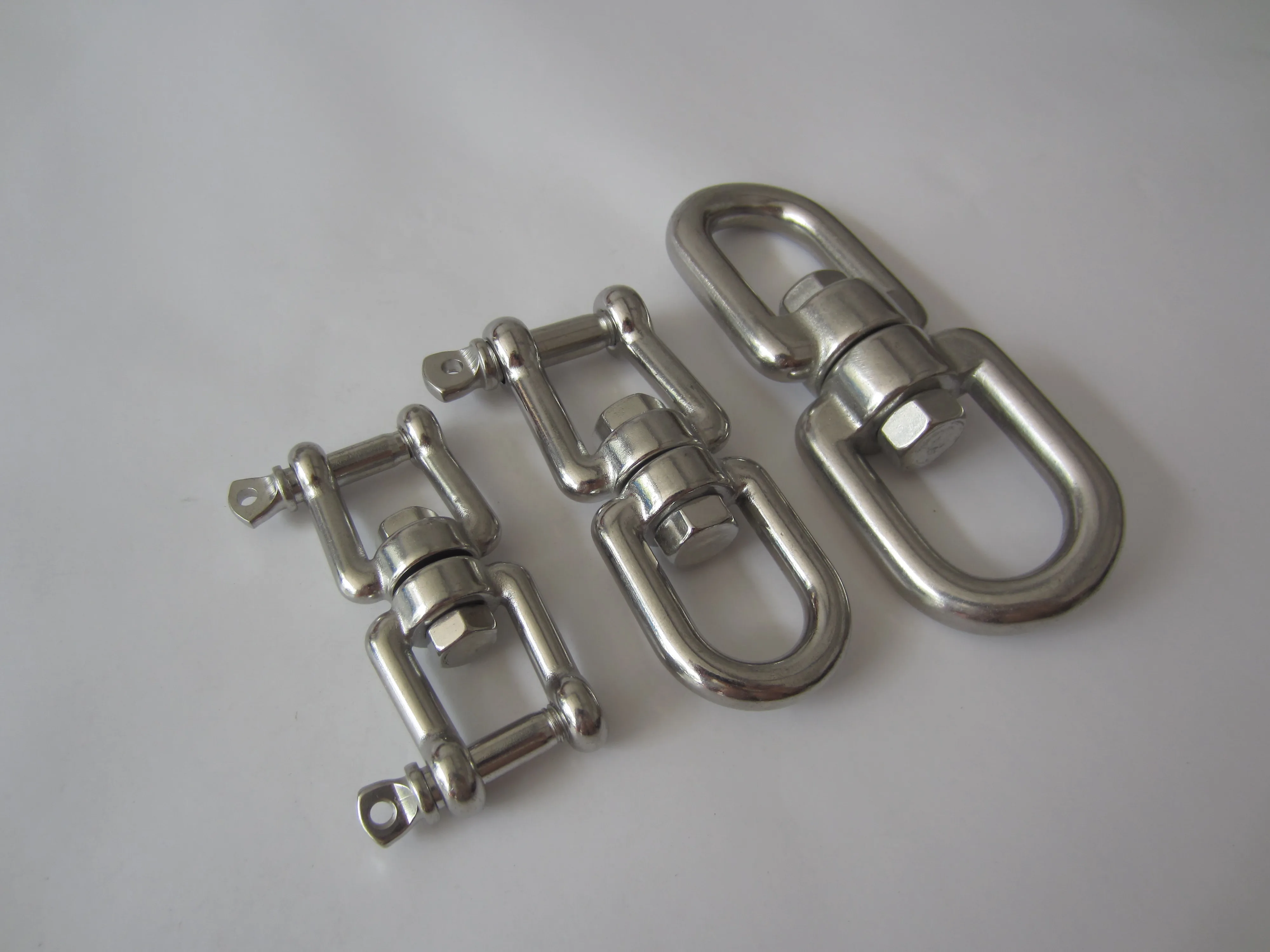 
Stainless steel Eye and Eye Swivel for Marine and Industrial Rigging applications 