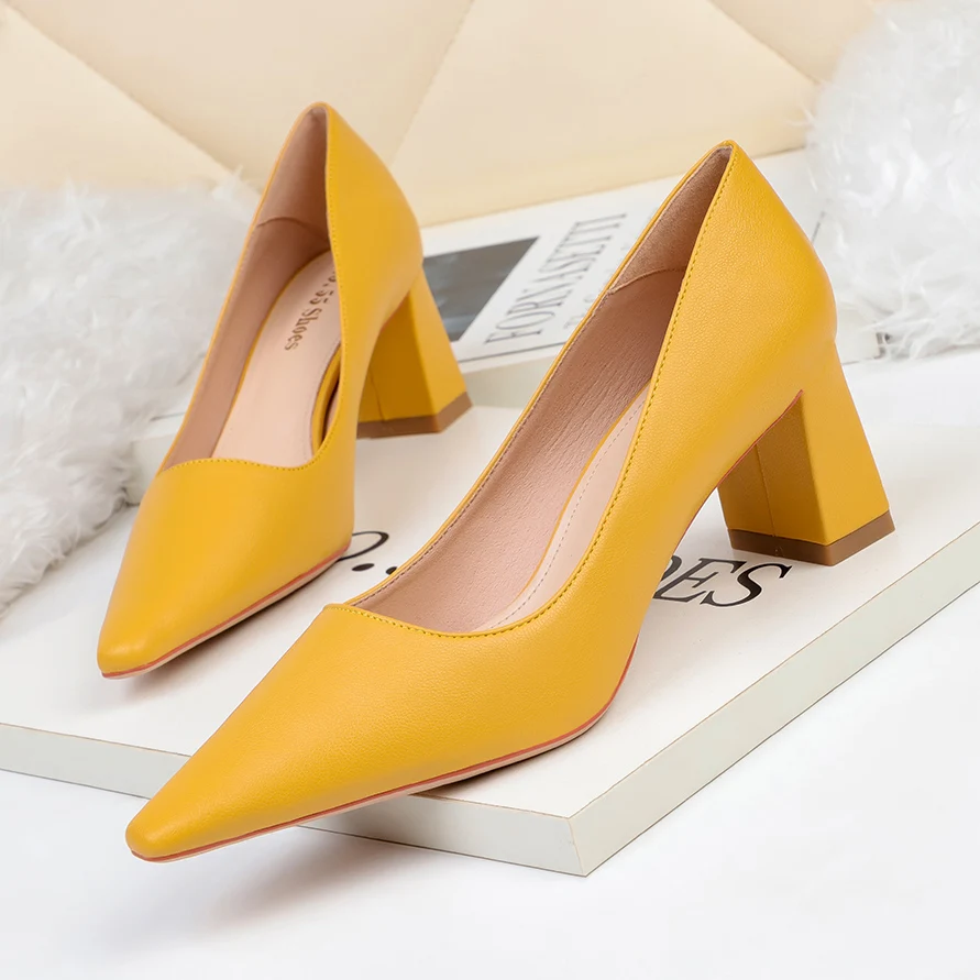 

Hot selling fashion sexy thin heel pointed toe luxury ladies pumps shoes for girls