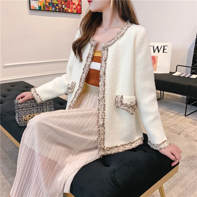 

wholesale Korean version Women plain thick short sweater new winter loose pockets elegant knit cardigan