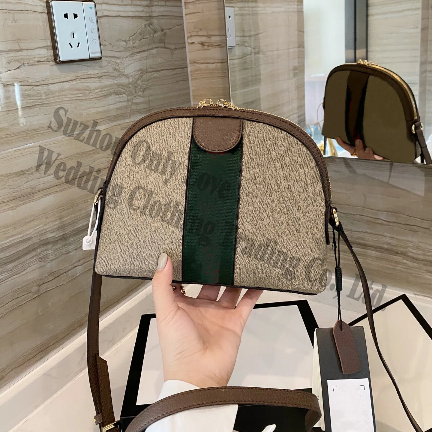 

Luxury Lady Small Size Leather Zipper Shell One-Shoulder Bags Free Shipping