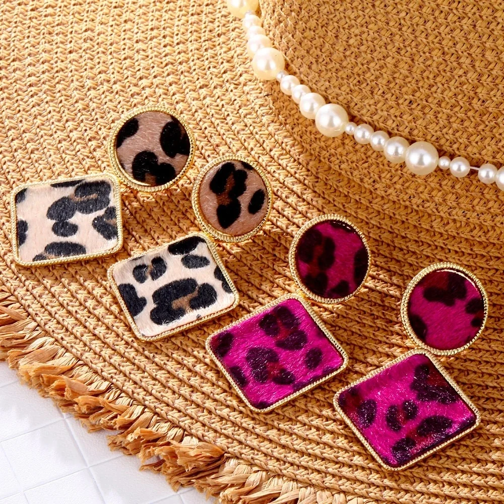 

Kaimei ZA Round Resin Dangle Drop Earrings For Women leather rose red Leopard Print Long Acrylic Punk Earring Christmas Gifts, Many colors fyi