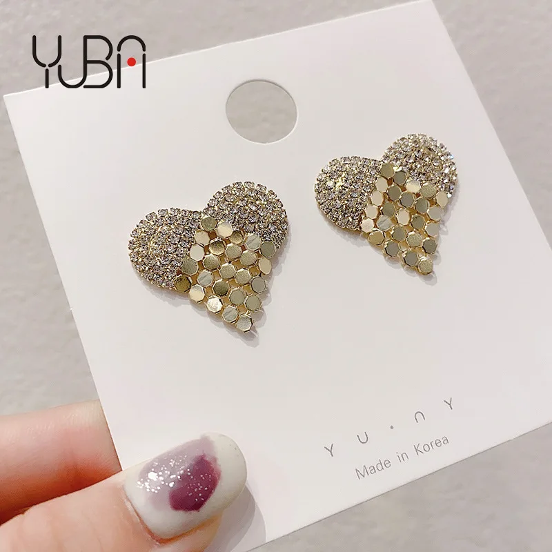 

South Korea 2021 New Love Diamond Earrings Fashion Heart Temperament Joker Earrings, E2263 gold