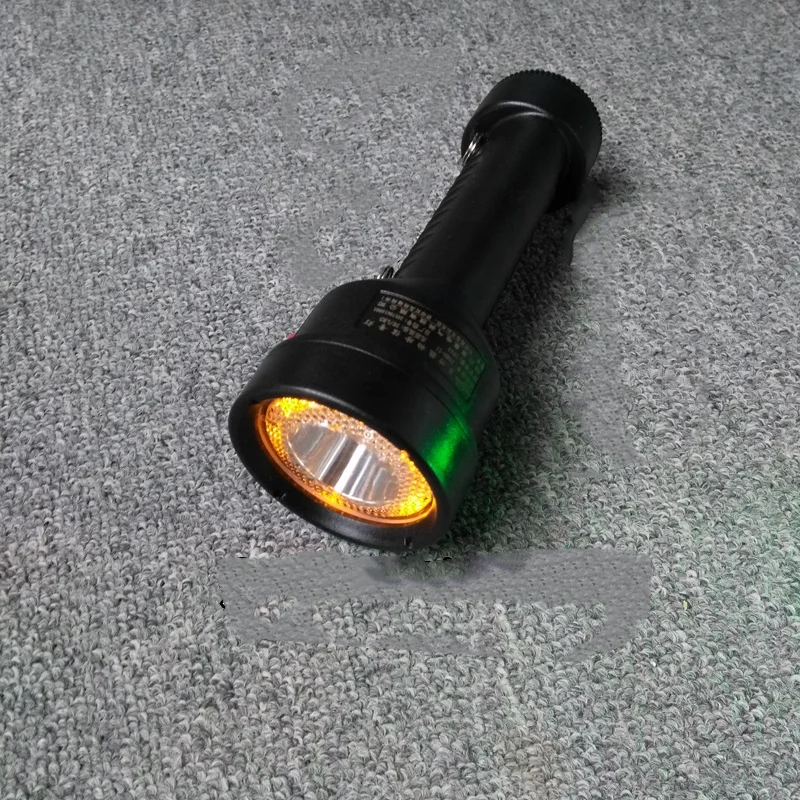 Four-color signal torch Portable signal flashlight LED multifunctional pocket torch