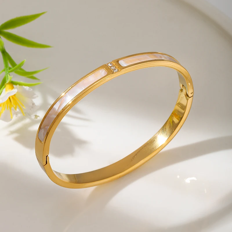 Fashionable waterproof high-quality stainless steel designer bracelet