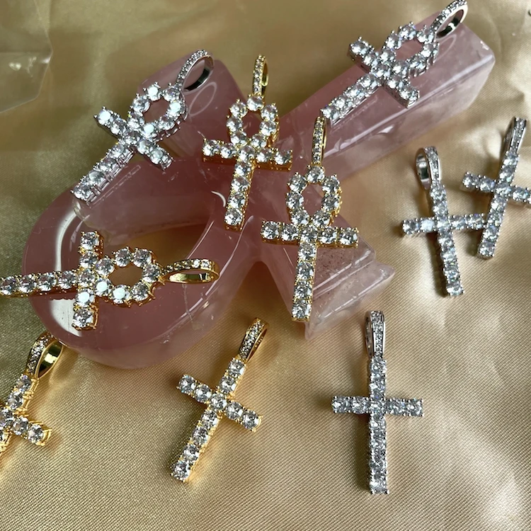 

Iced Out Bling Bling CZ Diamond Silver Gold Ankh Cross Pendant Necklace Wholesale Women Charm Necklace Pendant Jewelry