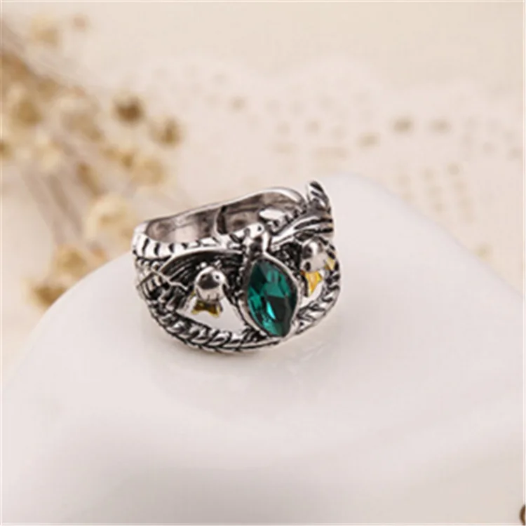 

Film and television accessories The Lord of the Rings Ancient Silver Emerald The Lord of Aragon Men's Ring Supplier, As picture