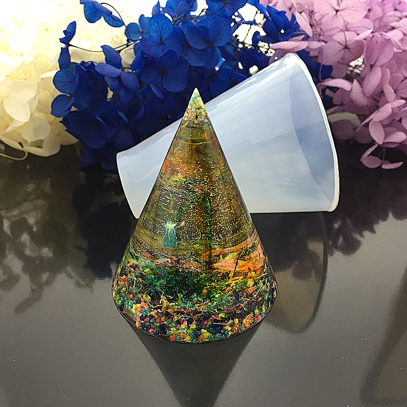 

S1363 crystal cube cone silicone Pyramid resin mold for epoxy resin craft