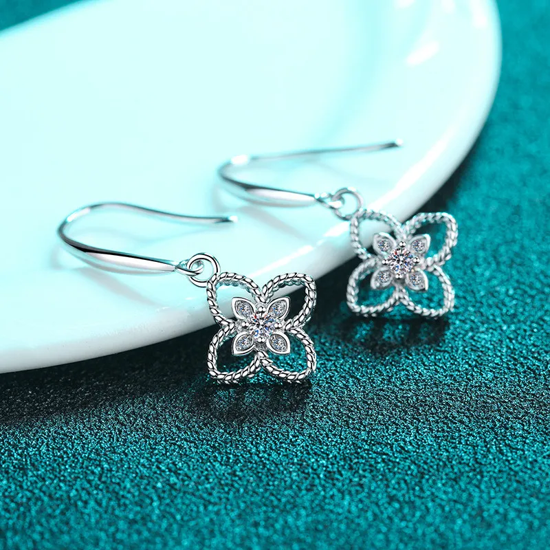 

Silver 925 Original Brilliant Cut Diamond Test D Color Moissanite Clover Drop Earrings High Quality Gemstone Wedding Earrings