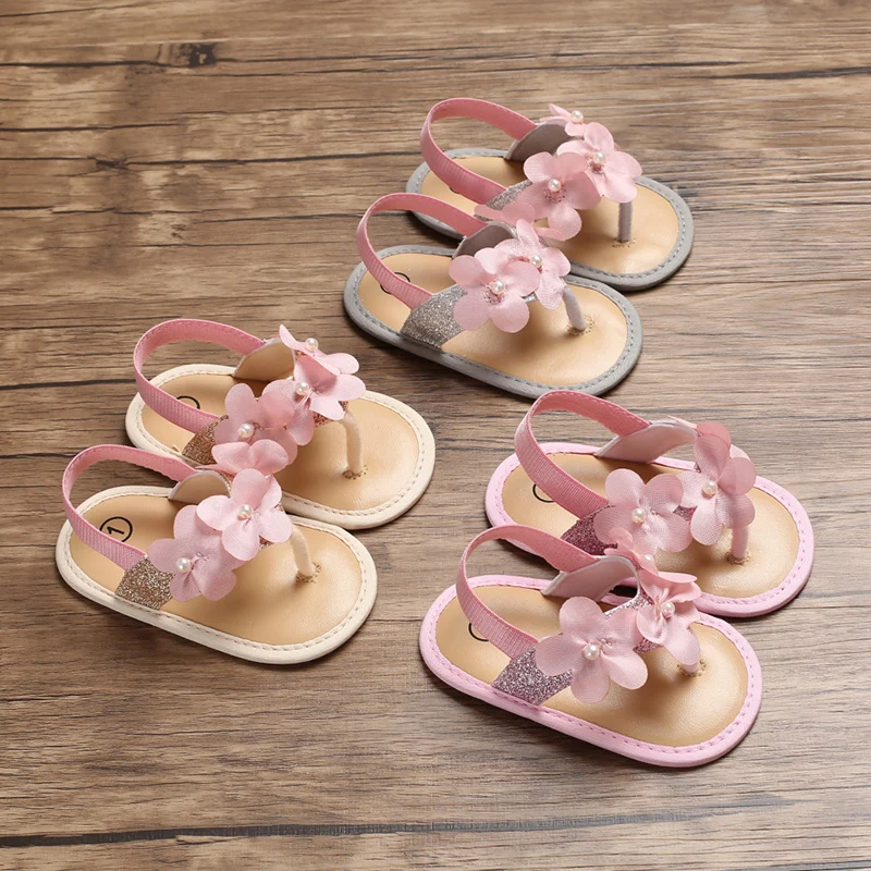 

Baby girl sandals flower sequins soft bottom slip silicone bottom slip toddler shoes