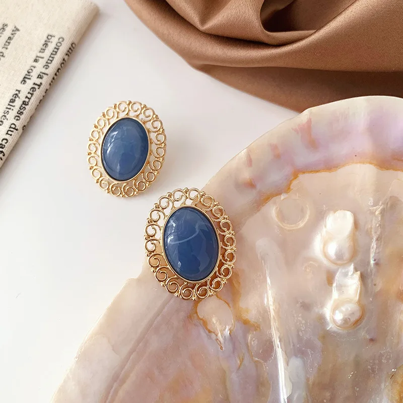 

JUHU 2021 temperament stylish earring blue gems retro court round drop earring Baroque 925 silver needle stud earrings for women, Gold