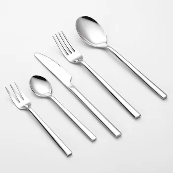 

Hot Jieyang Cutlery Flatware 5pcs Silver Spoon Fork Knife Stainless Steel 304 Flatware Silverware for Wedding Marriage Party