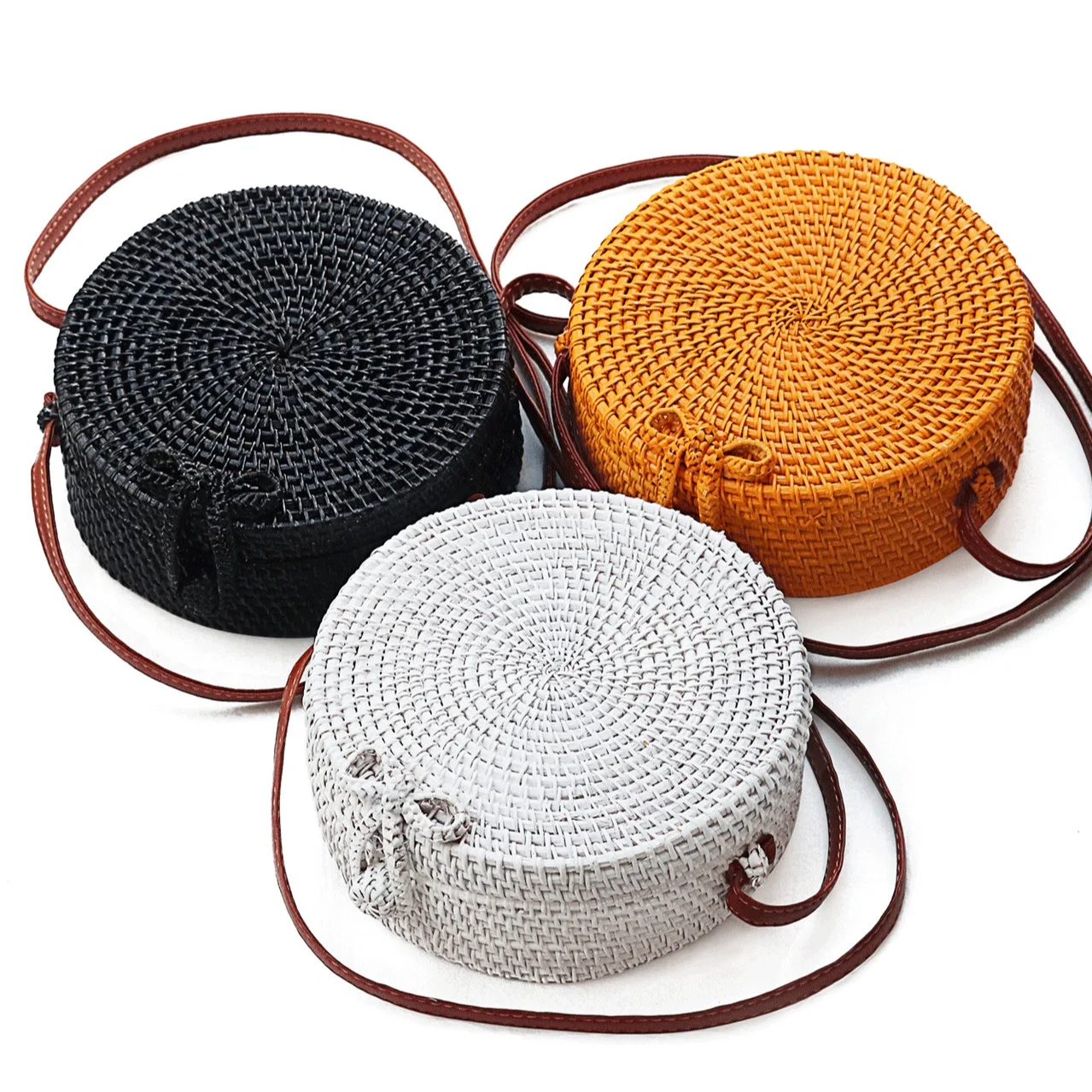 

wholesale fashion handmade classic round straw rattan sling shoulder bag