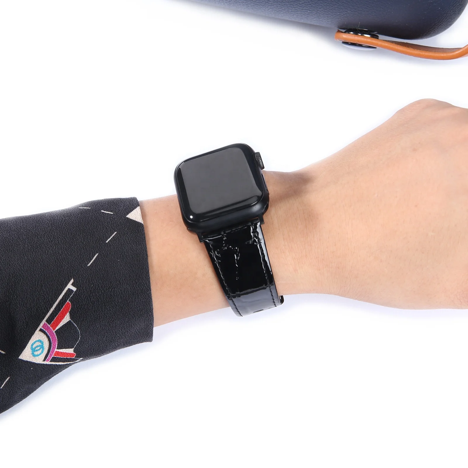 

Watchband Calf Leather Texture Belt Stylish Watch Strap for Apple Watch Band 44mm 40mm 42mm 38mm Watch SE Series 6 Wristband, Black