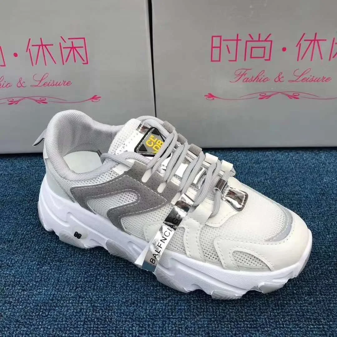 

GZY Wholesale Fashion men Footwear Casual fly knit Shoes 2019 wholesale women fashion personality sneakers custom running shoes, Mix colors